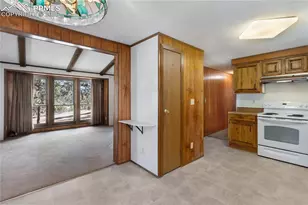 1828 Sioux Rd, Florissant, CO 80816 - Photo 10