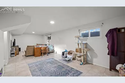 946 Hutchinson Drive, Colorado Springs, CO 80910 - Photo 18