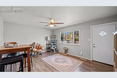 946 Hutchinson Drive, Colorado Springs, CO 80910 - Photo 4