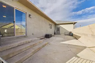 2084 Iris Rd, Pueblo, CO 81006 - Photo 40