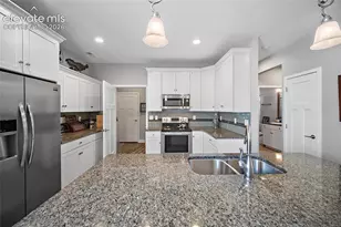 3723 Scott Ln, Colorado Springs, CO 80907 - Photo 10