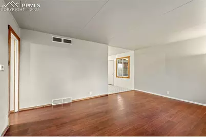 409 Burlington Avenue, Colorado Springs, CO 80905 - Photo 8