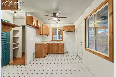 409 Burlington Avenue, Colorado Springs, CO 80905 - Photo 14