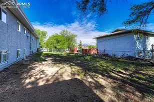 345 Gahart Dr, Colorado Springs, CO 80916 - Photo 40