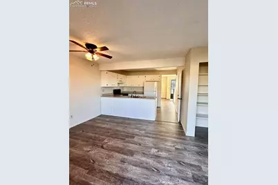 5509 Mansfield Court, Colorado Springs, CO 80918 - Photo 10