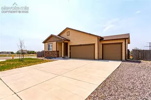 9704 Aberdale Ct, Peyton, CO 80831 - Photo 2