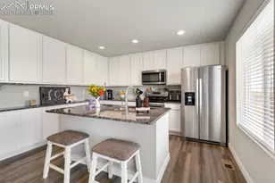 10384 Horton Dr, Colorado Springs, CO 80925 - Photo 8