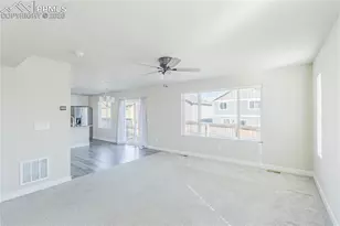 10384 Horton Dr, Colorado Springs, CO 80925 - Photo 14