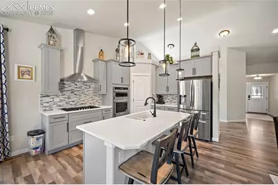 6257 Lochside View, Colorado Springs, CO 80927 - Photo 8