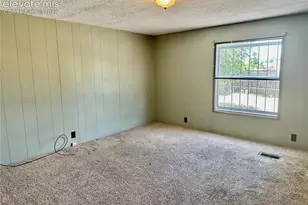 813 S Byrd St, Pueblo West, CO 81007 - Photo 8