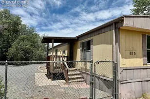 813 S Byrd St, Pueblo West, CO 81007 - Photo 2