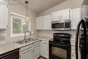 3310 Bridgewater Dr, Colorado Springs, CO 80916 - Photo 8