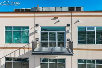 415 E Pikes Peak Avenue #404, Colorado Springs, CO 80903 - Photo 2