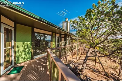 7425 Wynwood Terrace, Colorado Springs, CO 80919 - Photo 6