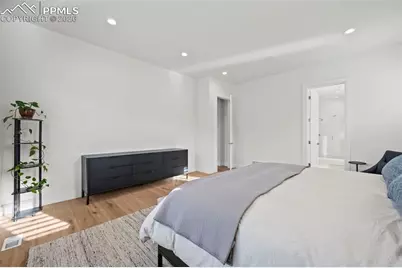 3474 Crest Hollow View, Colorado Springs, CO 80904 - Photo 18