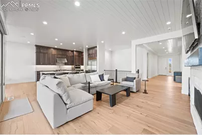 3474 Crest Hollow View, Colorado Springs, CO 80904 - Photo 6