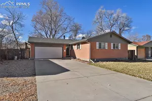 1722 Auburn Dr, Colorado Springs, CO 80909 - Photo 2