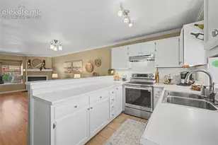 6618 Warbler Ln, Colorado Springs, CO 80919 - Photo 14