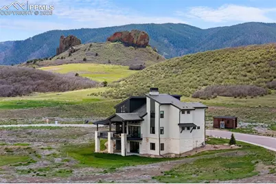 5815 Peppy San Circle, Larkspur, CO 80118 - Photo 2