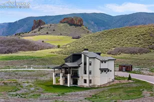 5815 Peppy San Circle, Larkspur, CO 80118 - Photo 2