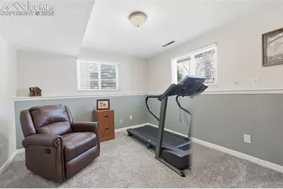 6535 Wicklow Circle, Colorado Springs, CO 80918 - Photo 34