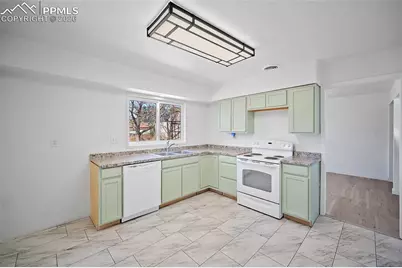 422 Hackberry Drive, Colorado Springs, CO 80911 - Photo 16