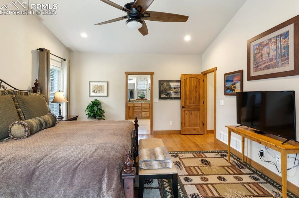 1175 Ptarmigan Dr, Woodland Park CO 80863-8004 exterior