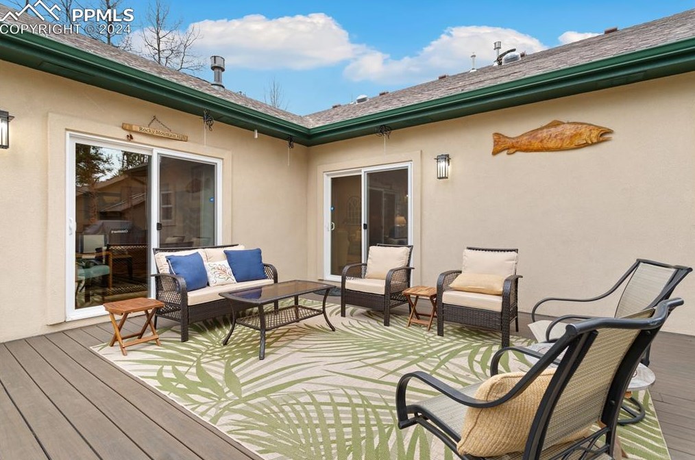 1175 Ptarmigan Dr, Woodland Park CO 80863-8004 exterior