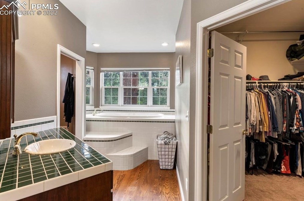 1000 Sun Valley Dr, Woodland Park CO 80863-9076 exterior