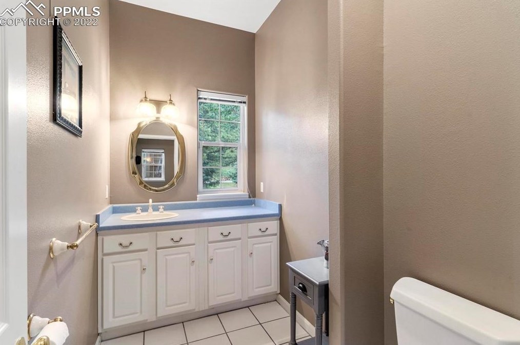 1000 Sun Valley Dr, Woodland Park CO 80863-9076 exterior