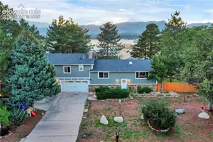 6832 Prince Dr, Colorado Springs, CO 80918 - Photo 2