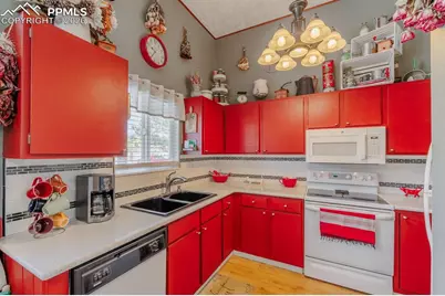 800 Columbine Village Drive #B, Woodland Park, CO 80863 - Photo 14