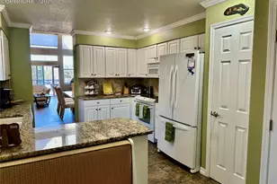 4402 Turnberry Crest, Pueblo, CO 81001 - Photo 6