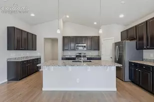 1611 Grand Overlook St, Colorado Springs, CO 80910 - Photo 16