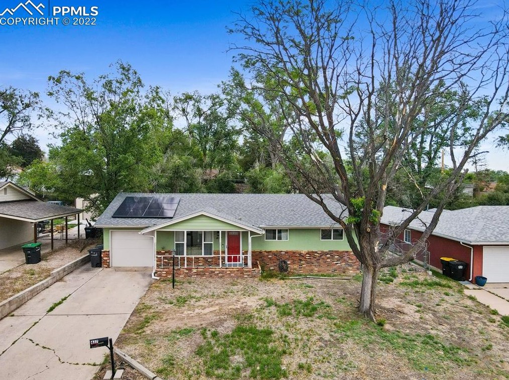 437 Ponderosa Dr, Colorado Springs, CO 80911-1724