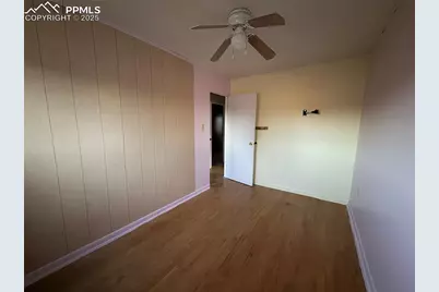 309 Redwood Drive, Colorado Springs, CO 80907 - Photo 12