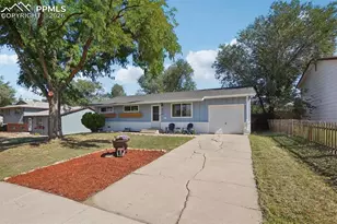 1218 Rushmore Dr, Colorado Springs, CO 80910 - Photo 4