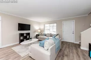 2068 Fernwood Dr, Colorado Springs, CO 80910 - Photo 8