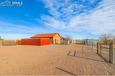 1420 E Gem Drive, Pueblo, CO 81007 - Photo 32