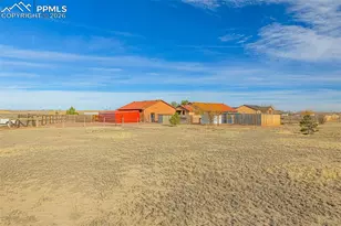 1420 E Gem Dr, Pueblo, CO 81007 - Photo 36