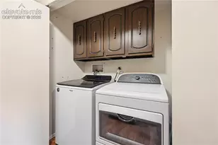 2927 Mesa Rd, Colorado Springs, CO 80904 - Photo 4