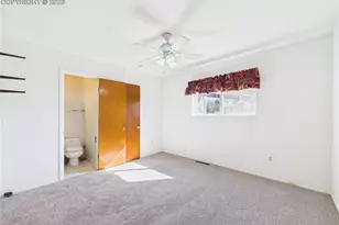 1918 N Santa Fe Ave, Pueblo, CO 81003 - Photo 22