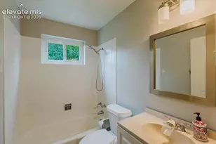 923 S Ouray St, Aurora, CO 80017 - Photo 16