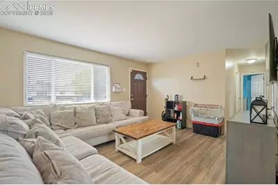 3658 Darkwood Place, Colorado Springs, CO 80910 - Photo 6