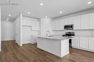 7878 Rainy Crk Trl, Colorado Springs, CO 80925 - Photo 6