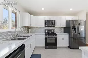 6933 Metropolitan St, Colorado Springs, CO 80911 - Photo 10