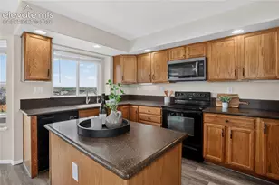 3893 Roan Dr, Colorado Springs, CO 80922 - Photo 4
