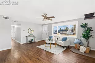 2729 Wren Dr, Colorado Springs, CO 80909 - Photo 4