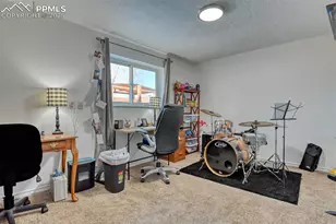 2758 Ferber Dr, Colorado Springs, CO 80916 - Photo 30