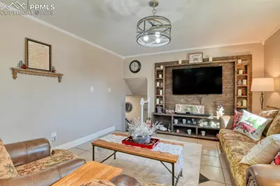 2758 Ferber Drive, Colorado Springs, CO 80916 - Photo 12